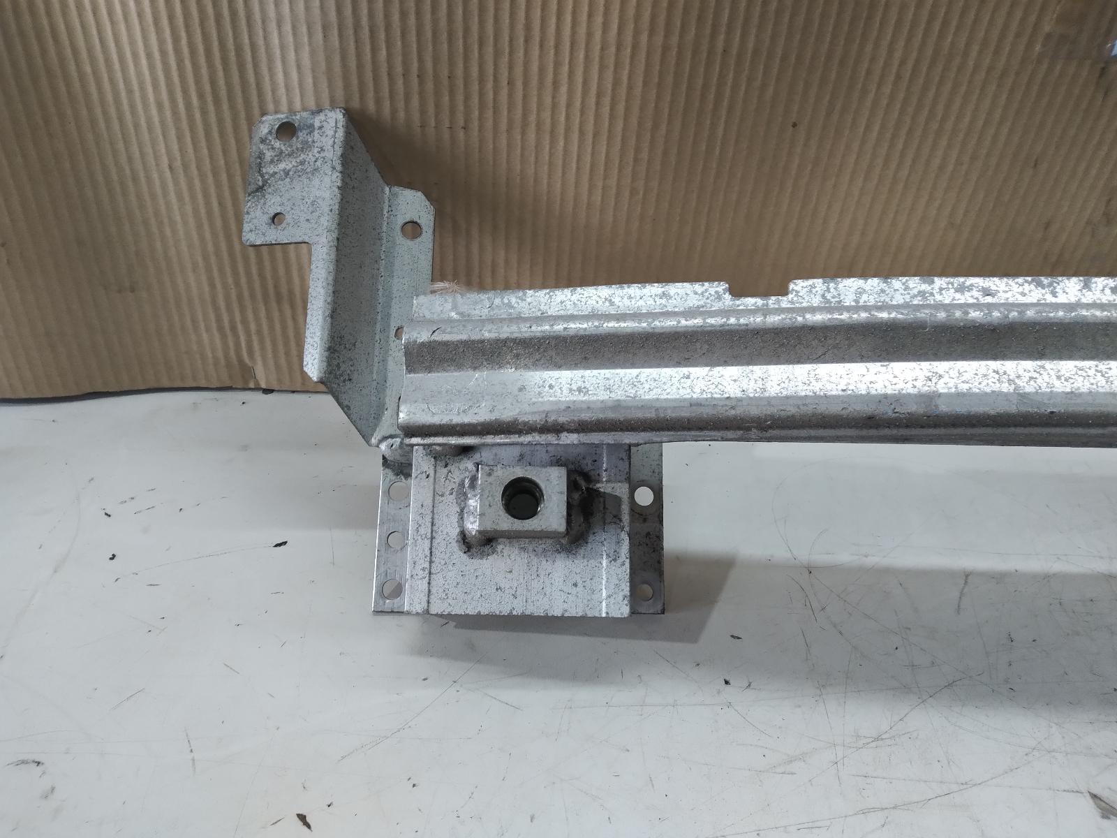 2005 MINI COOPER R/Bar Bracket/Reinfo Contact us for Photo
