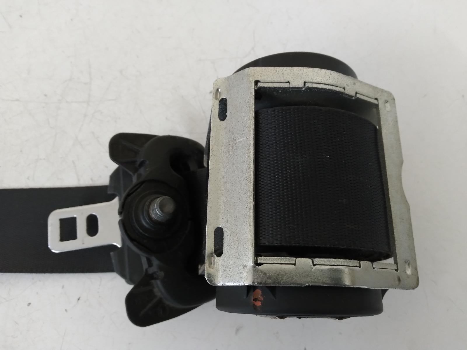 2005 MINI COOPER Seatbelt/Stalk Contact us for Photo