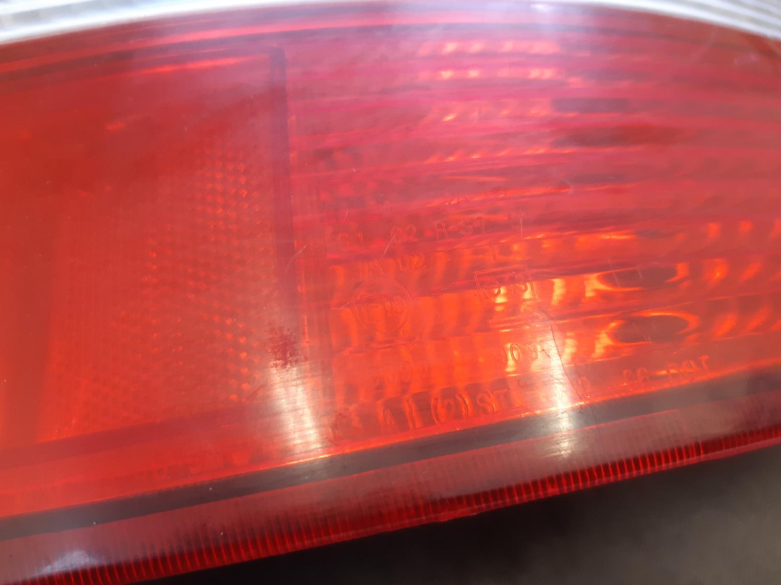 1997 DAEWOO LANOS Right Taillight Contact us for Photo