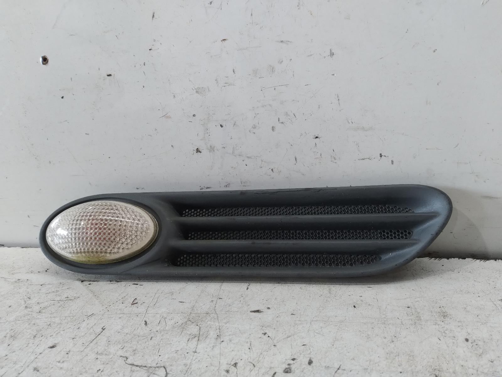 2004 MINI COOPER Left Indicator/Fog/Side Contact us for Photo
