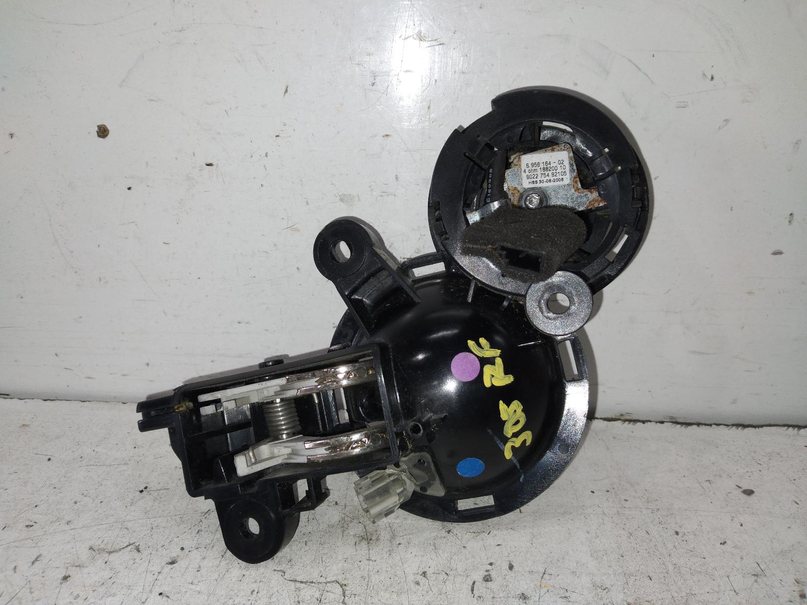 2006 MINI COOPER Door Handle Contact us for Photo