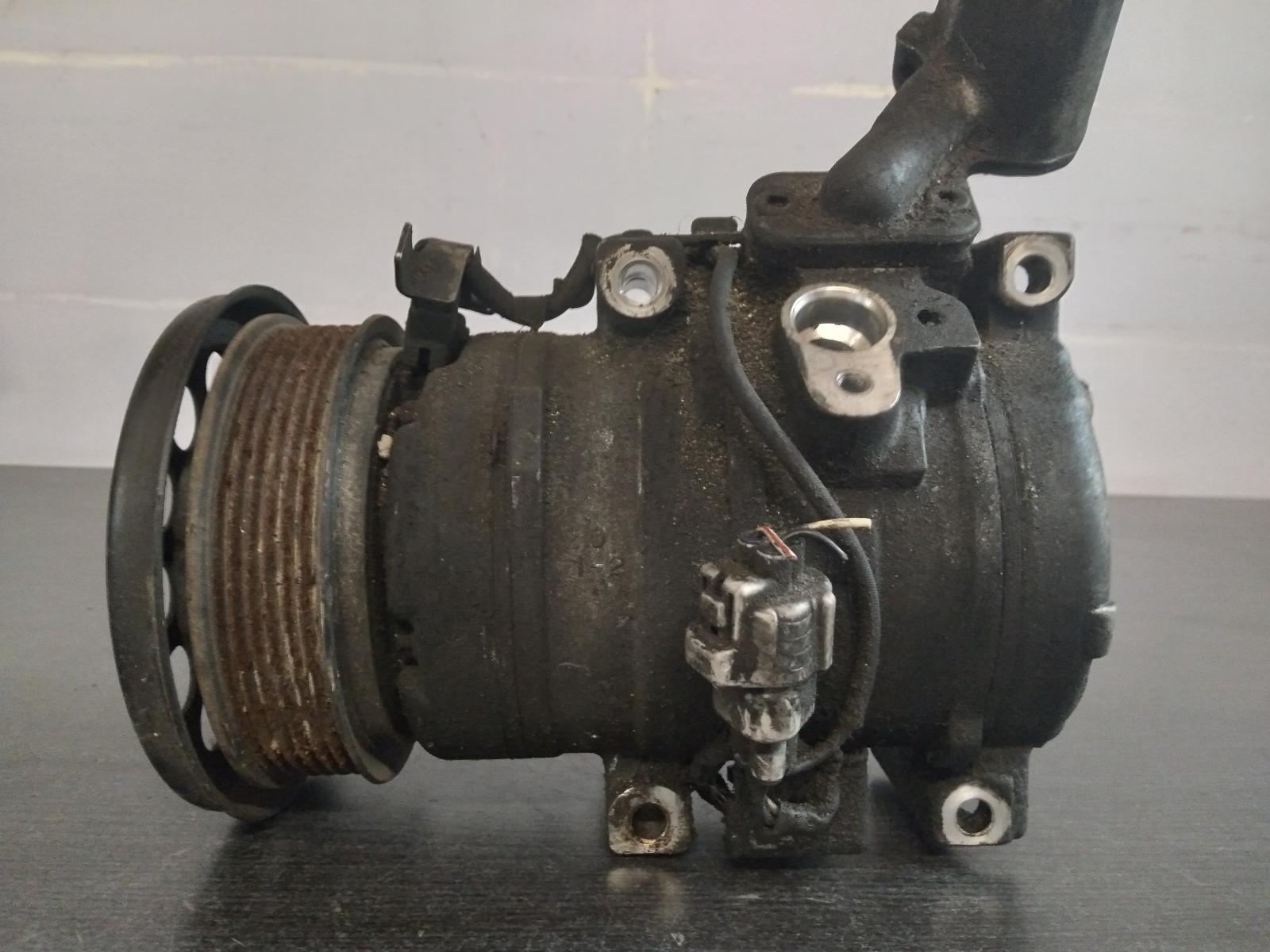 2002 TOYOTA ESTIMA A/C Compressor Contact us for Photo