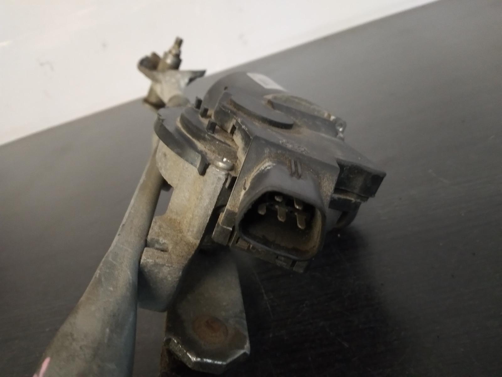2004 TOYOTA AVENSIS Wiper Linkage Contact us for Photo