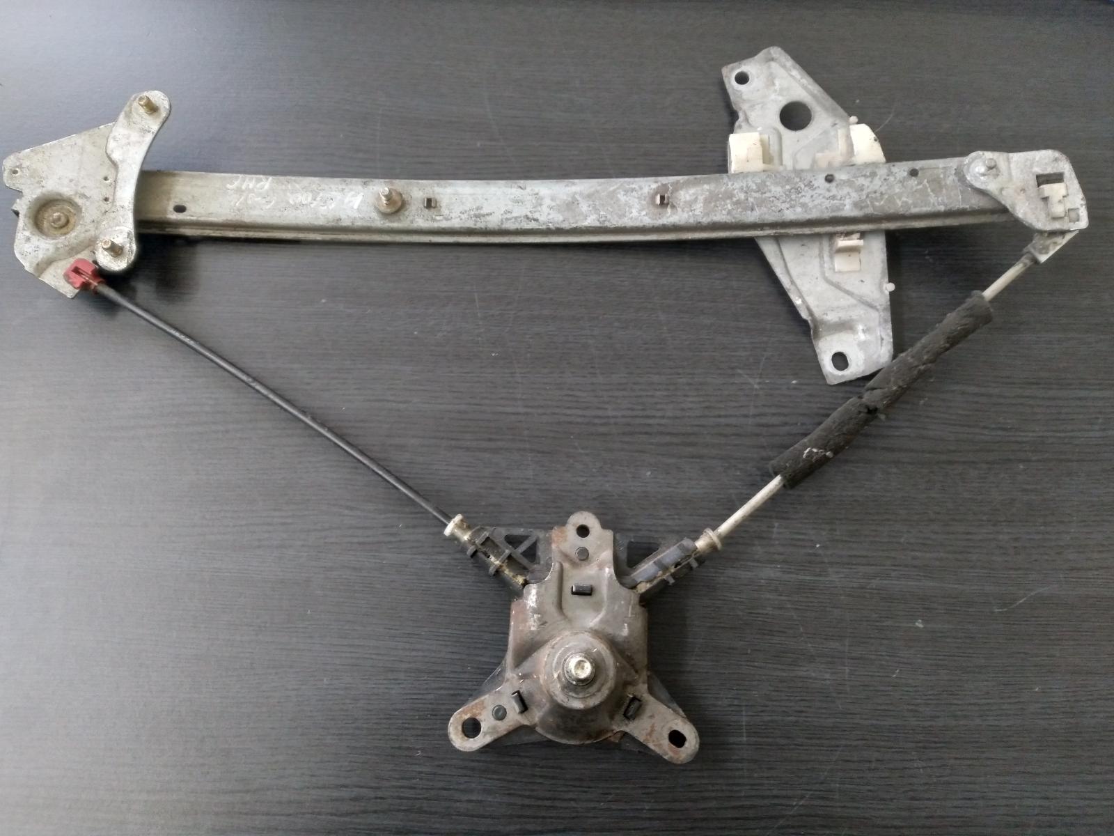 1995 TOYOTA COROLLA Right Front Window Reg/Motor Contact us for Photo