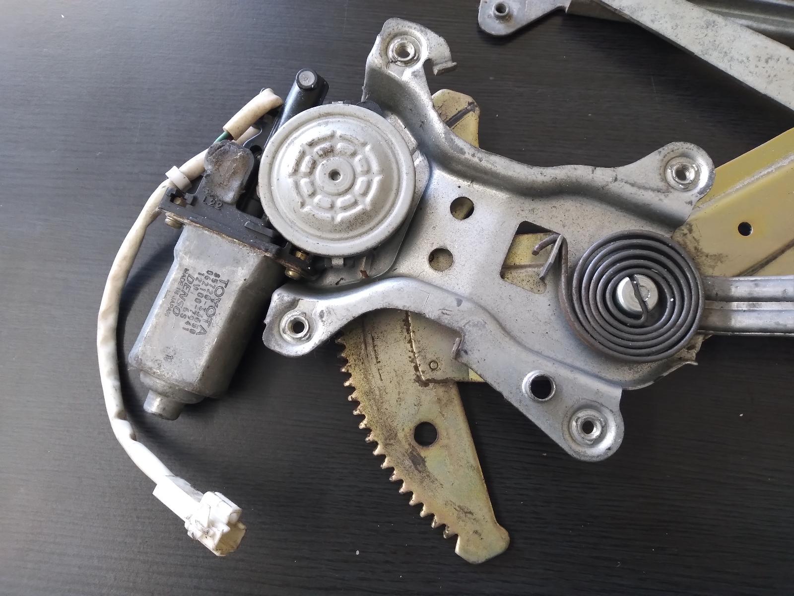1998 TOYOTA CAMRY Left Front Window Reg/Motor Contact us for Photo