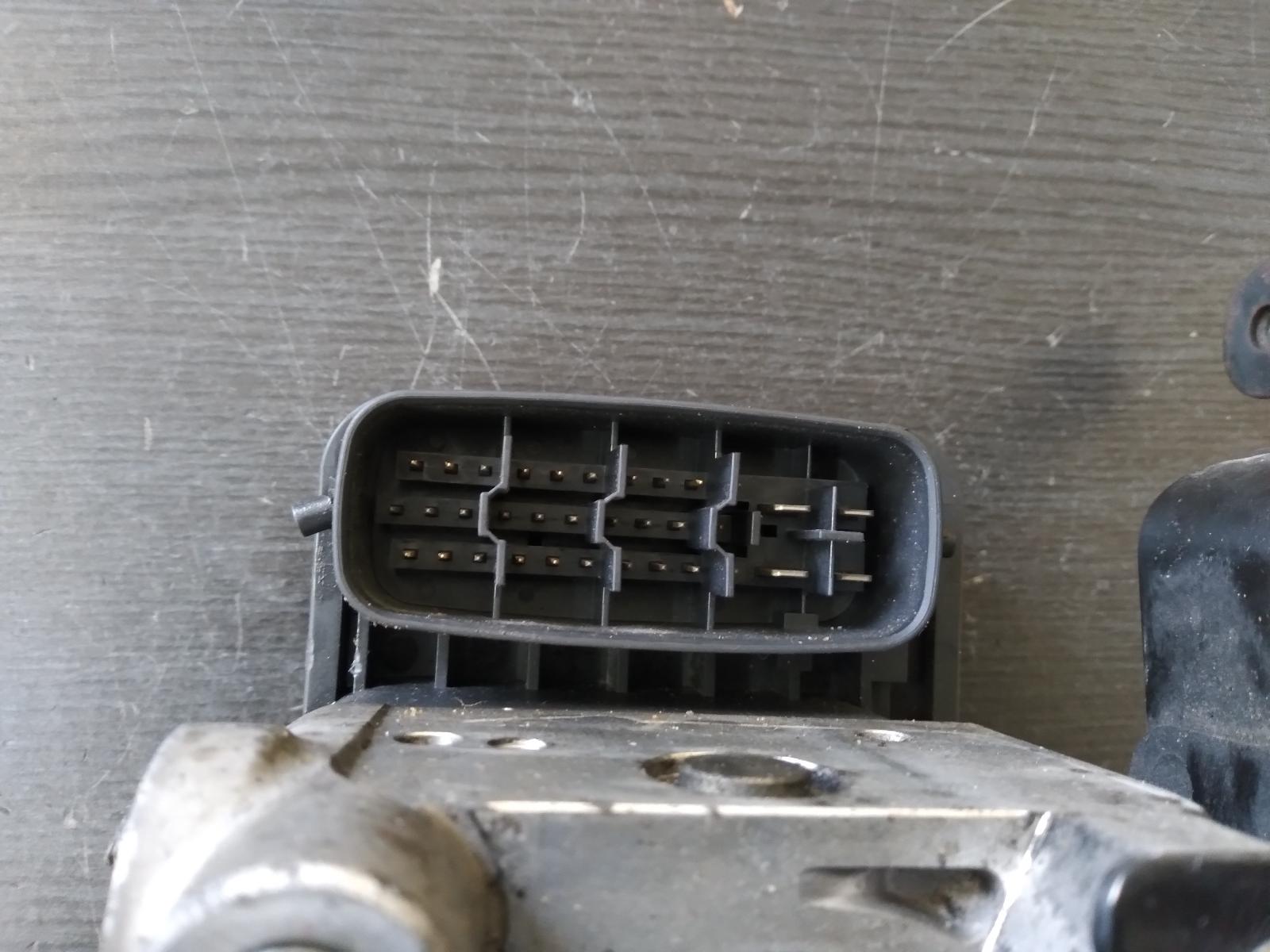 2003 TOYOTA CALDINA Abs Pump/Modulator Contact us for Photo