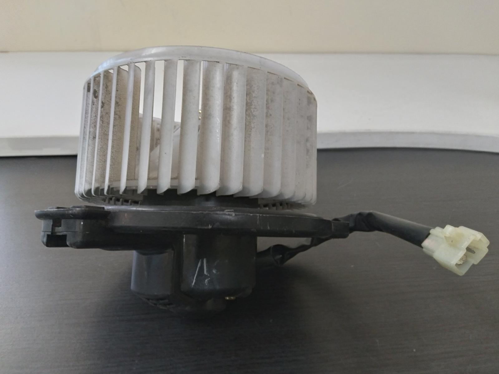 1997 SUZUKI VITARA Heater Fan Motor Contact us for Photo