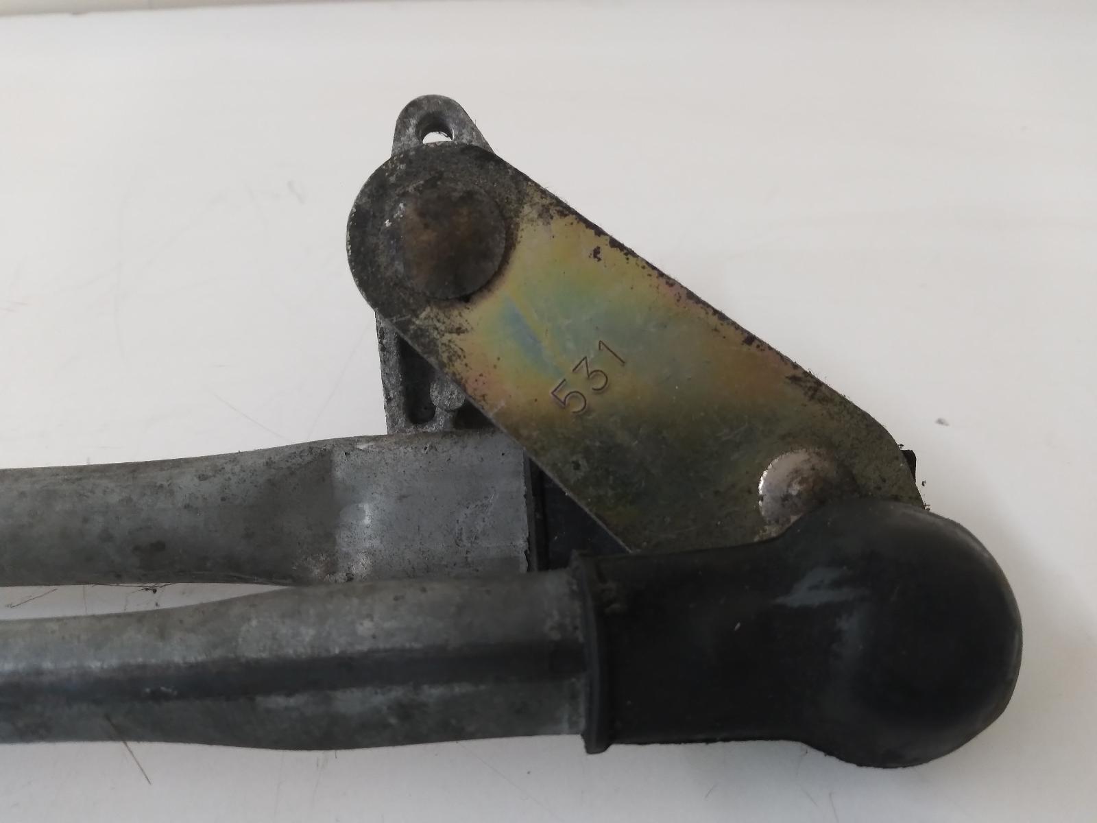 1995 TOYOTA CURREN Wiper Linkage Contact us for Photo