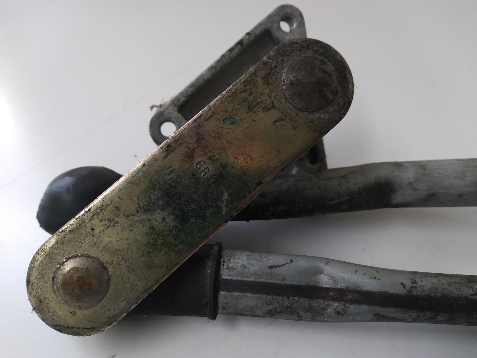 1995 TOYOTA CURREN Wiper Linkage Contact us for Photo