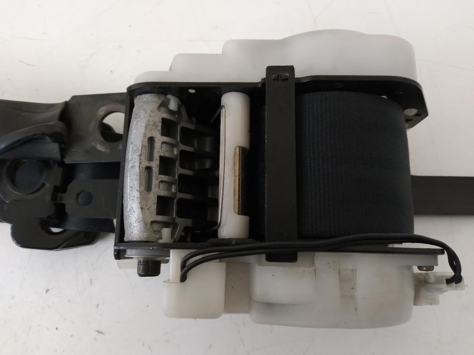1990 NISSAN PRIMERA Seatbelt/Stalk Contact us for Photo
