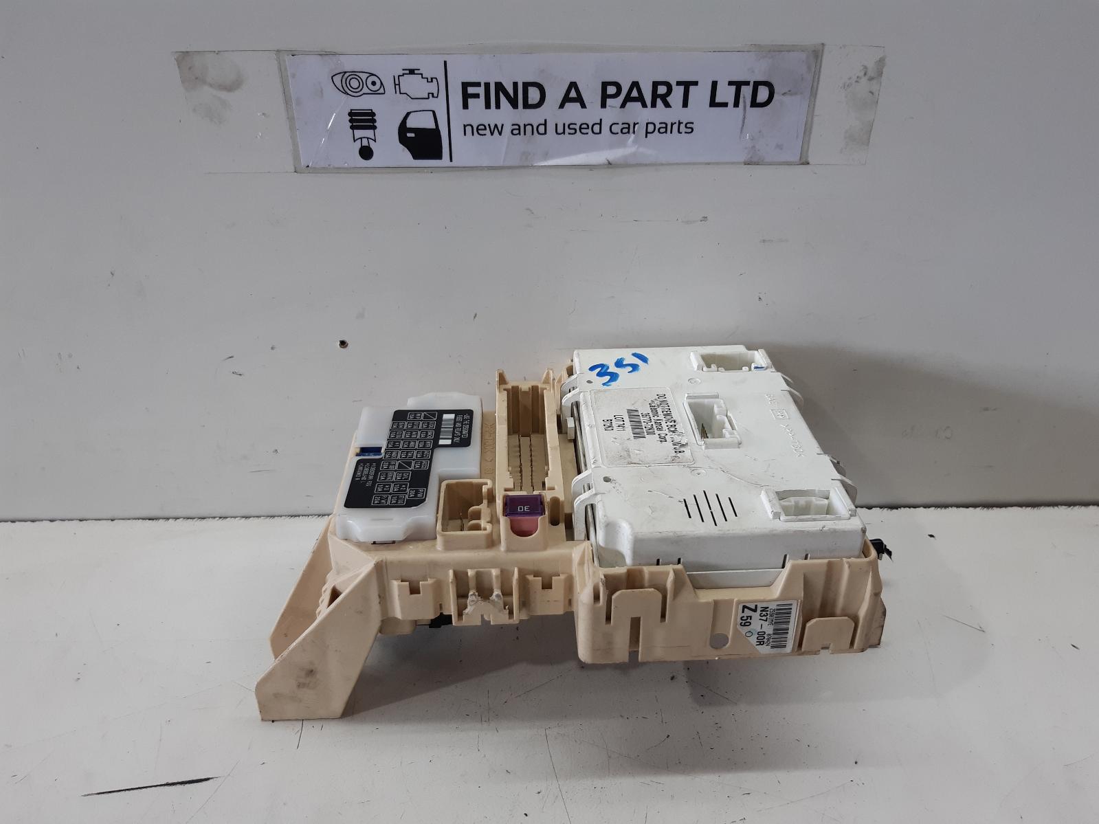 View Auto part Fuse Box SUZUKI SWIFT 2007