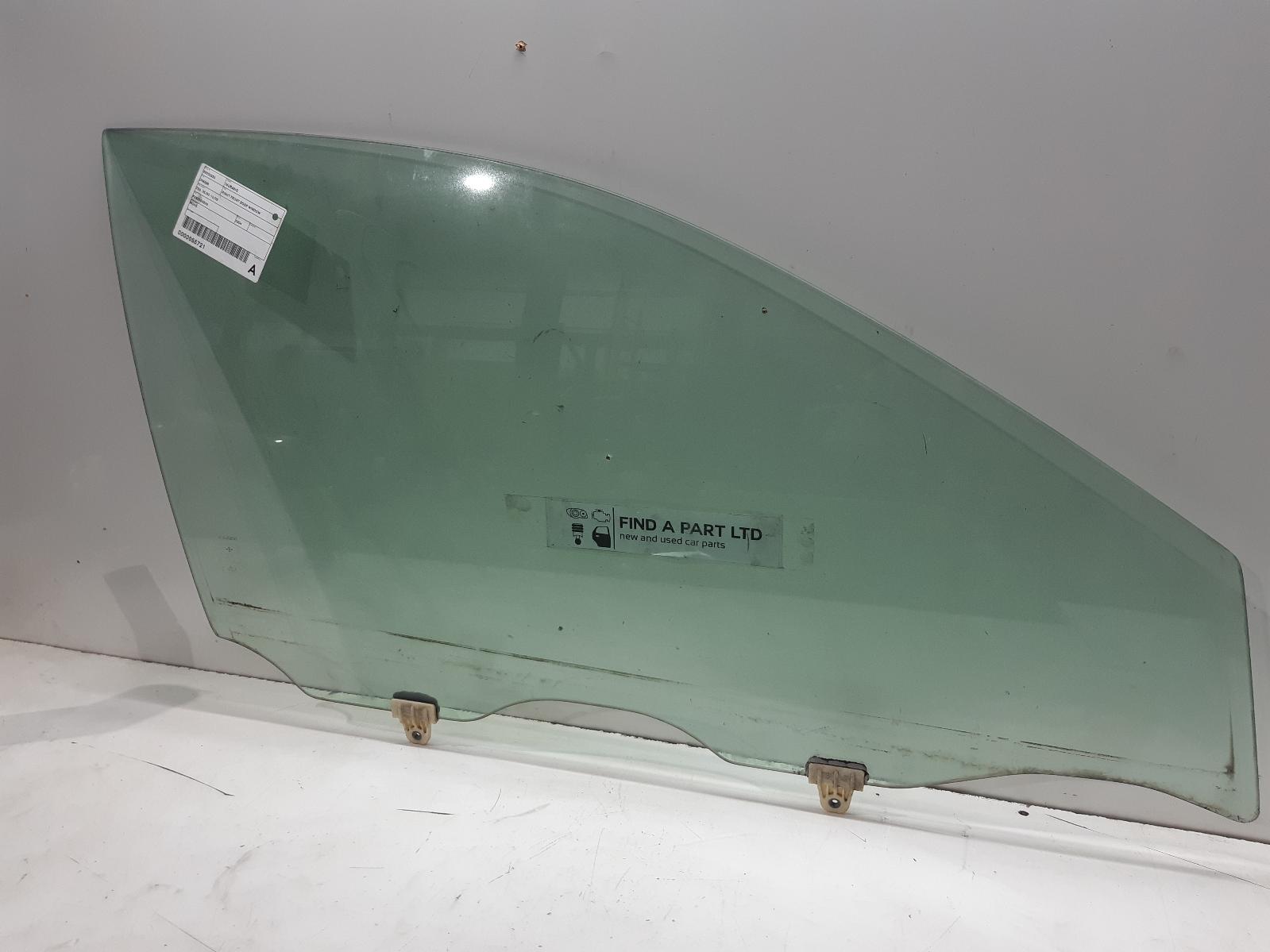 View Auto part Right Front Door Window NISSAN MURANO 2004