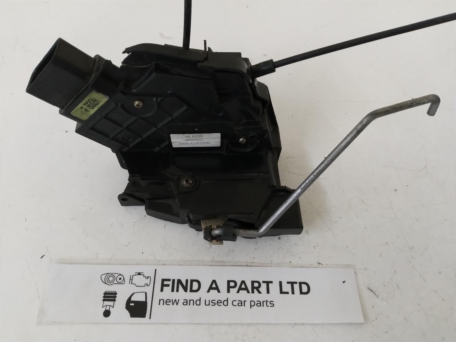 View Auto part Door/Boot/Gate Lock MAZDA 3 2005